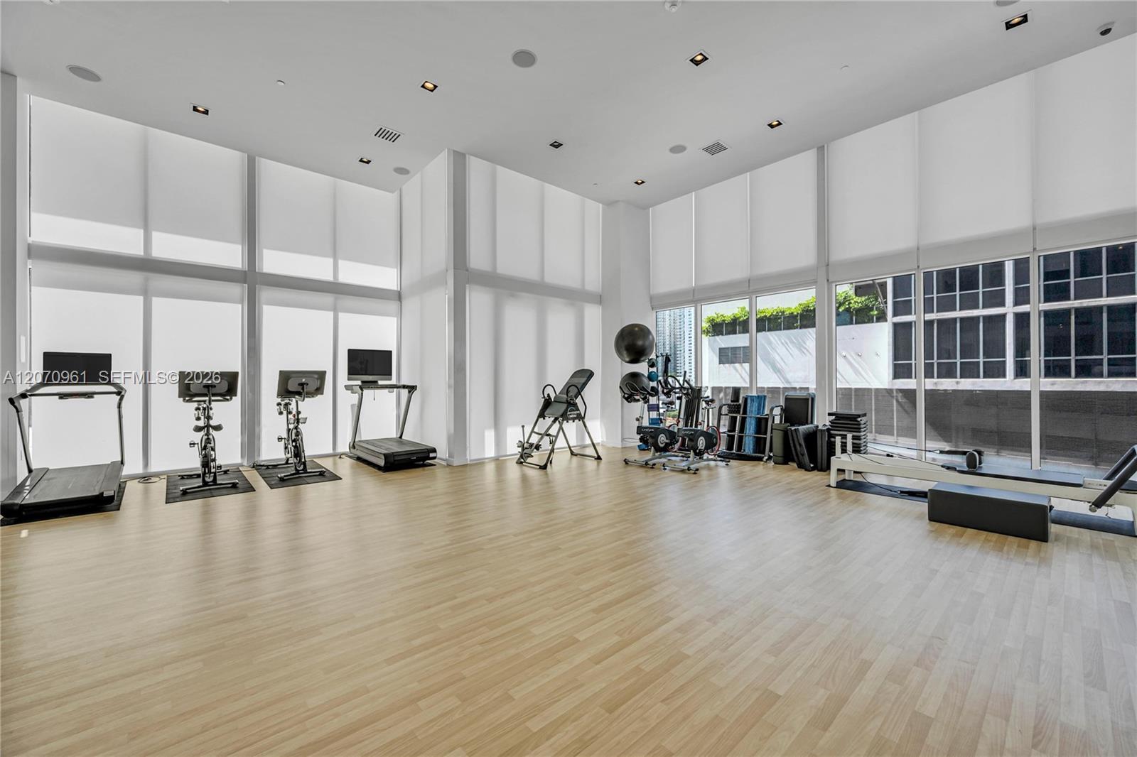 1040 Biscayne Boulevard 2603 Property Photo 45