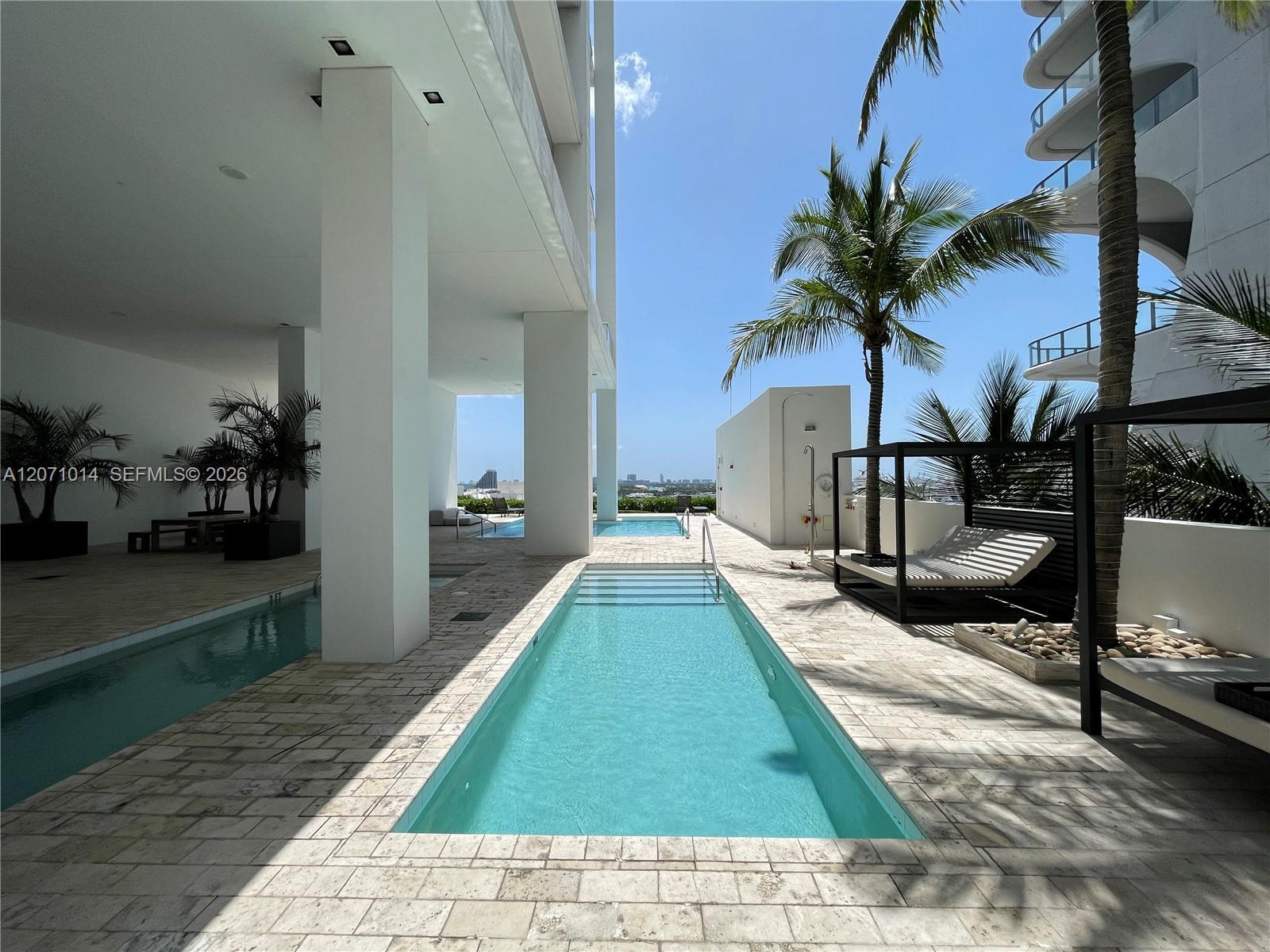 1040 Biscayne Boulevard 3305 Property Photo 43