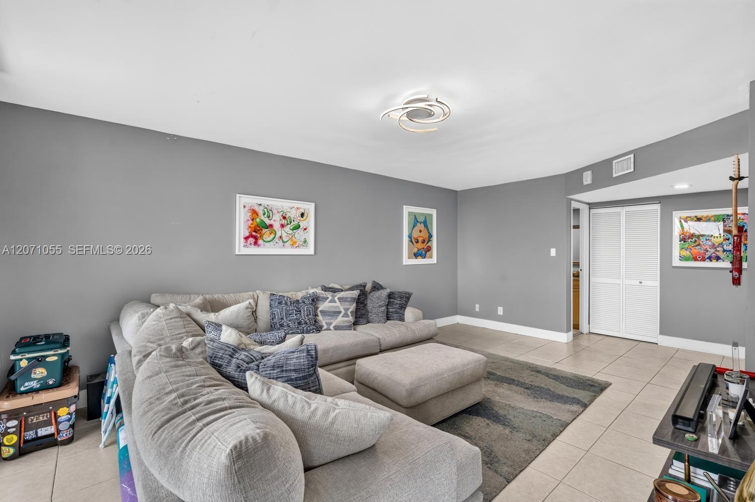 A12071055 Property Photo 7