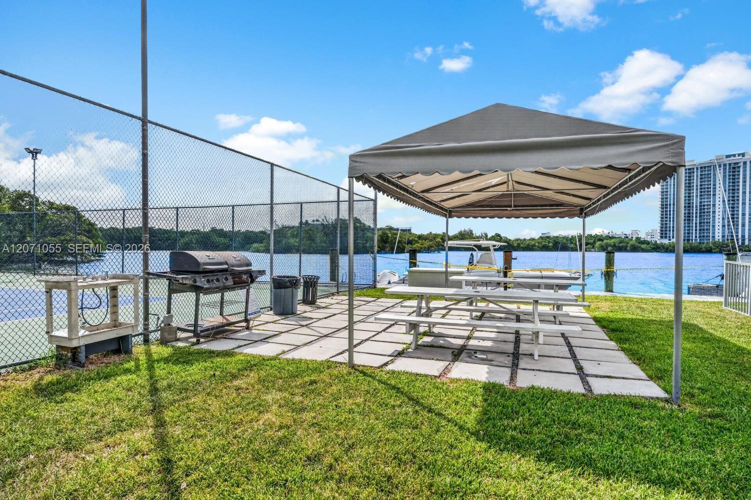 A12071055 Property Photo 33