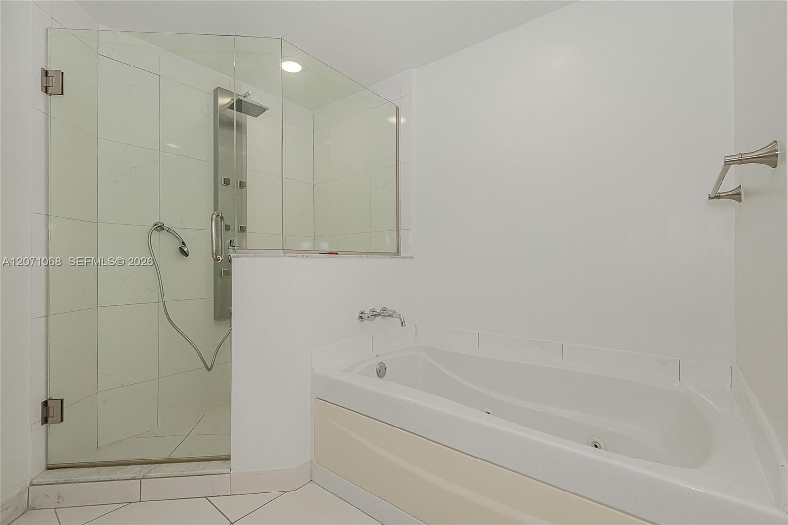 55 Se 6th Street 1507 Property Photo 13
