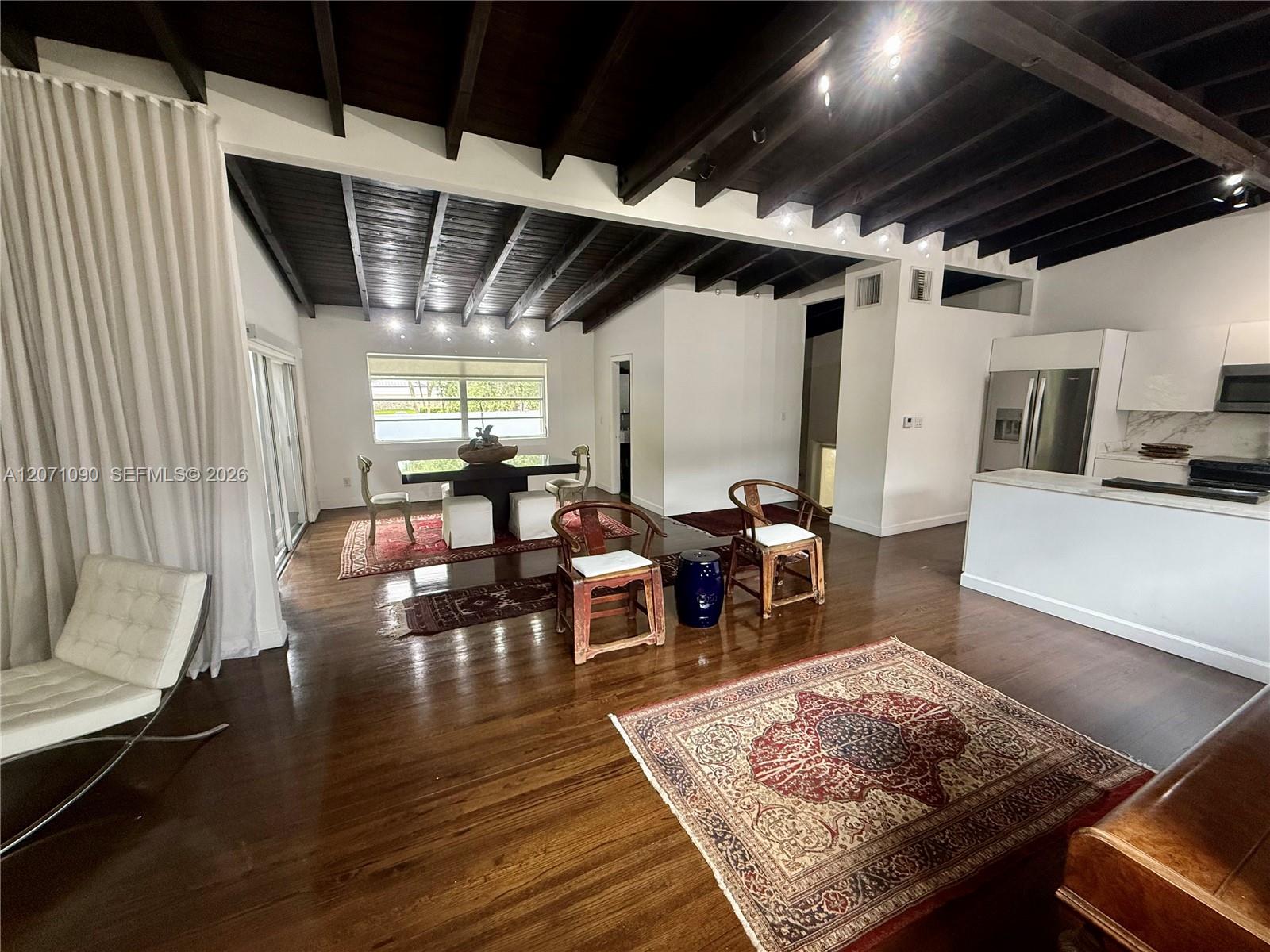 3596 Main Highway Property Photo 18