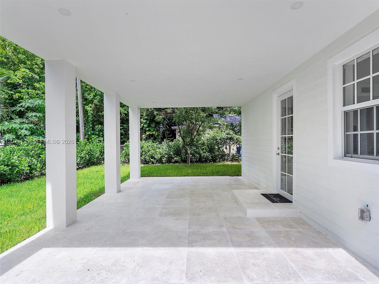 112 Florida Avenue Property Photo 35