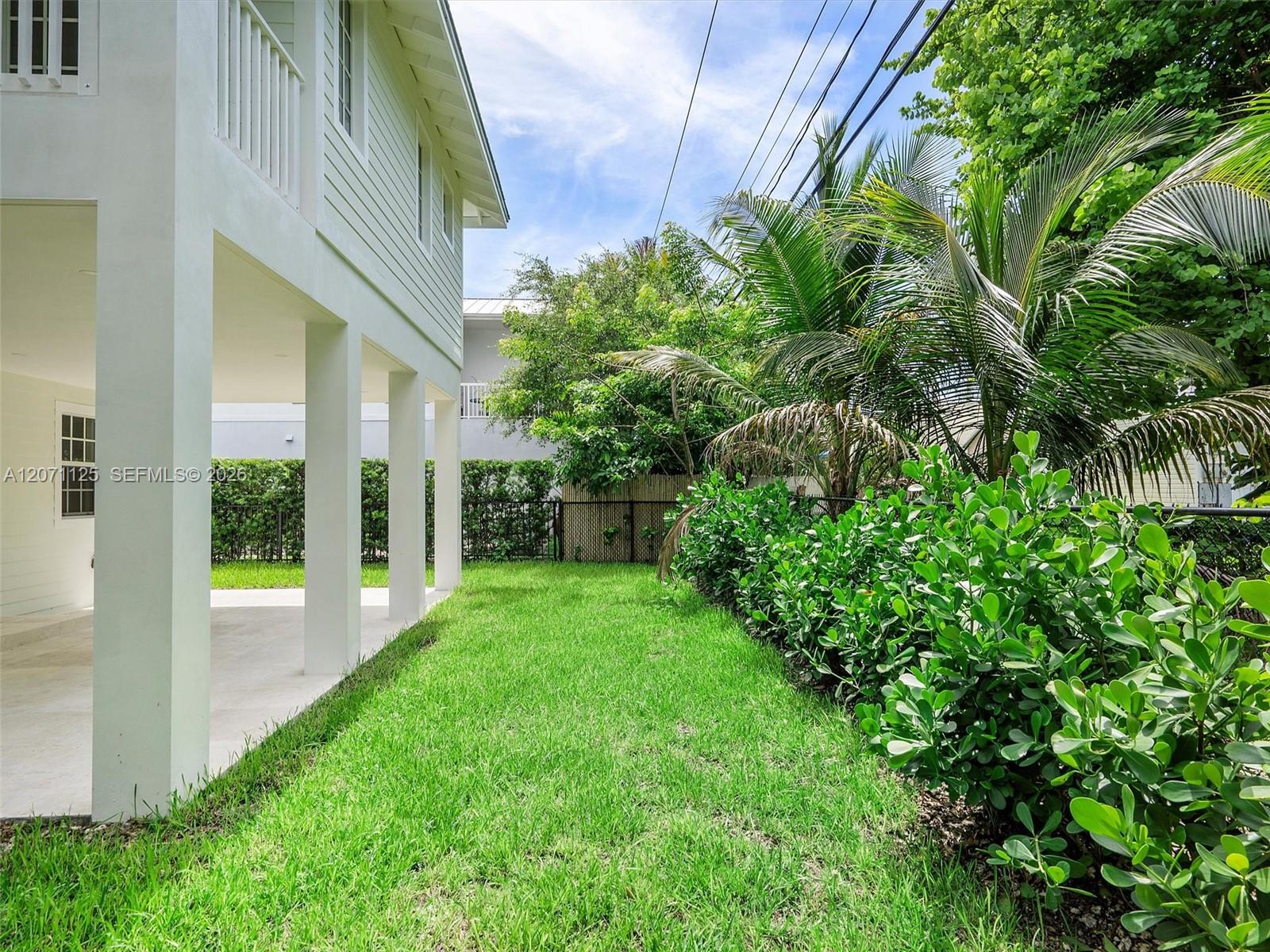 112 Florida Avenue Property Photo 37