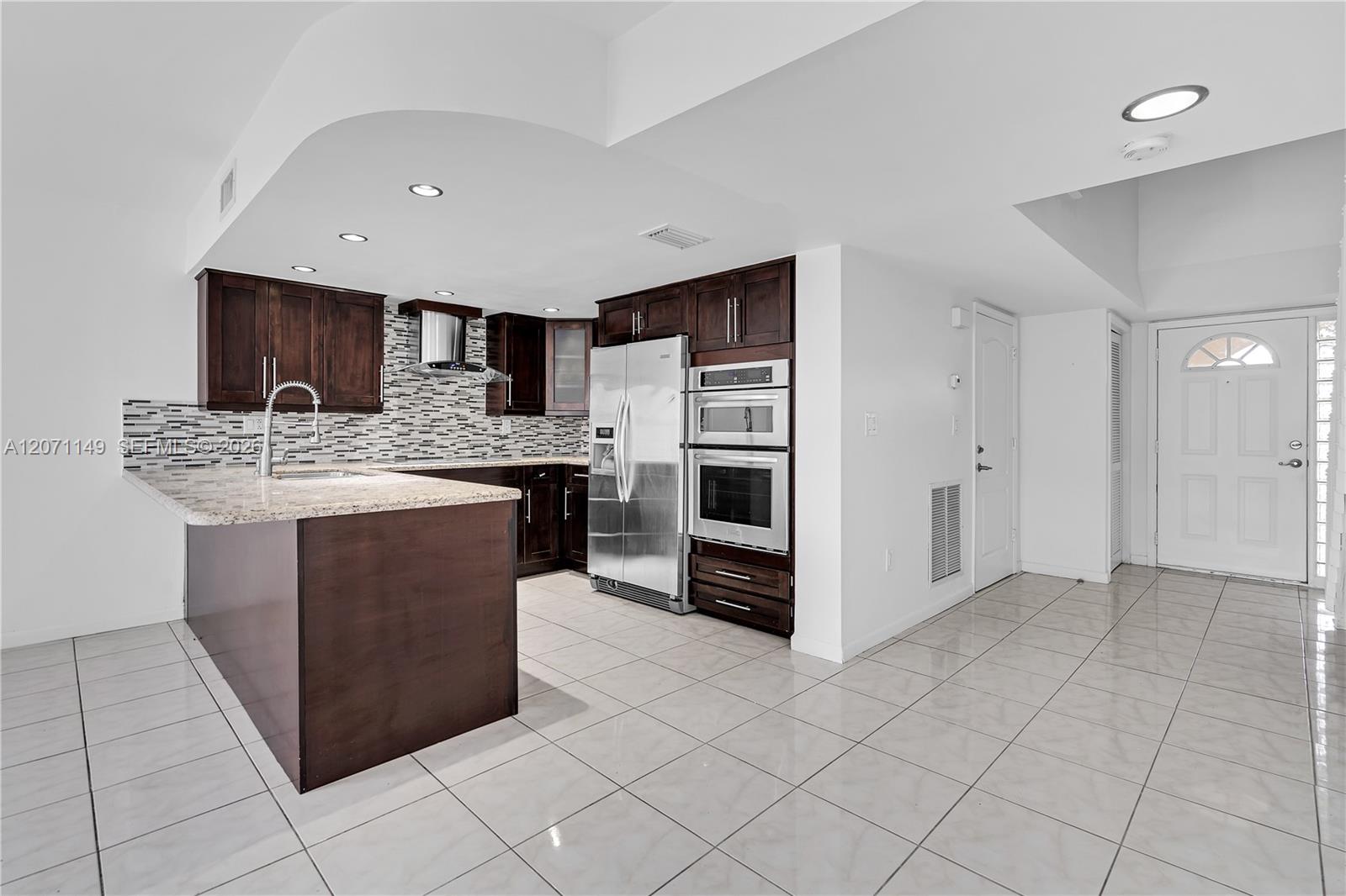 13763 Sw 160th Street Property Photo 4