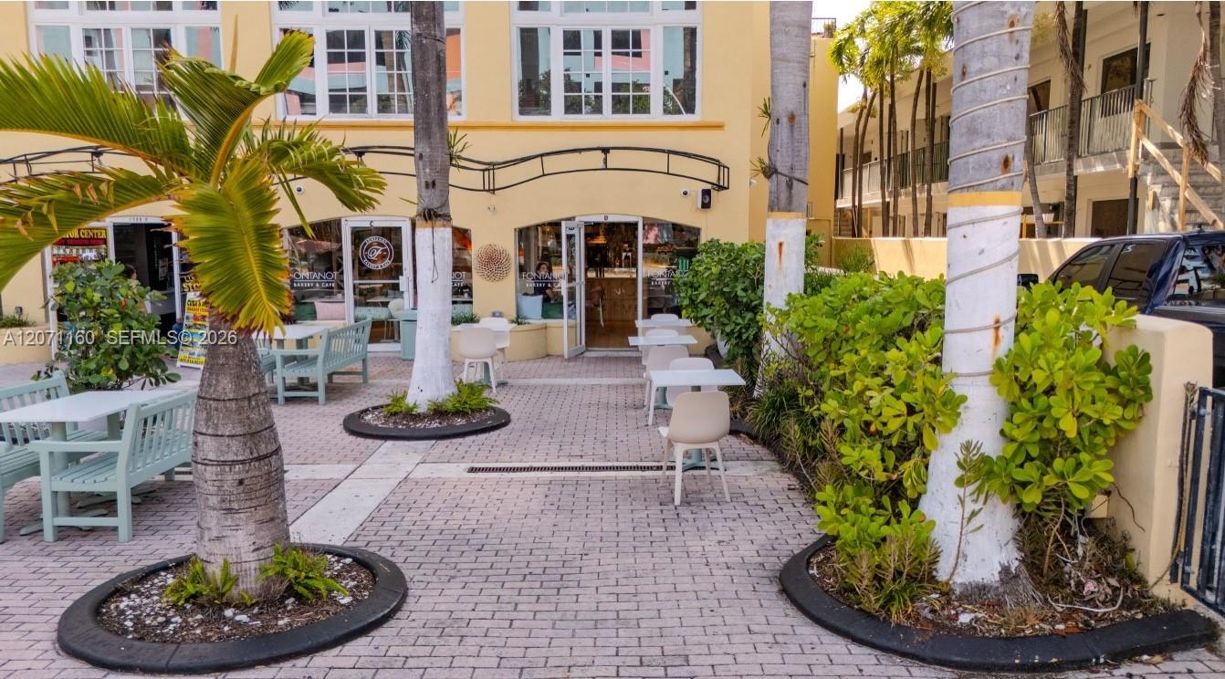 1300 Ne Collins Avenue Property Photo 6