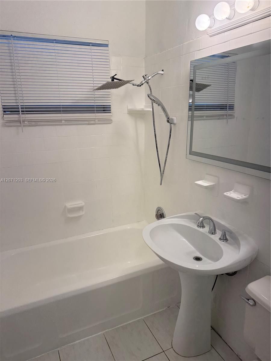 1812 Coolidge Street 1 Property Photo 11
