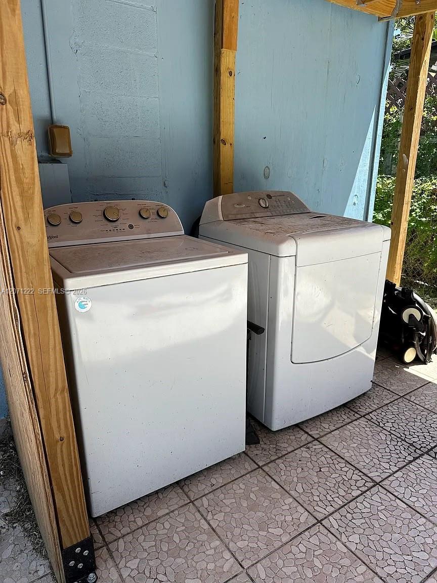 2645 Sw 33rd Avenue 2 Property Photo 11