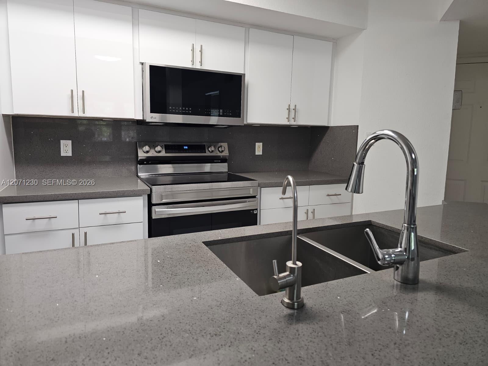 A12071230 Property Photo 1