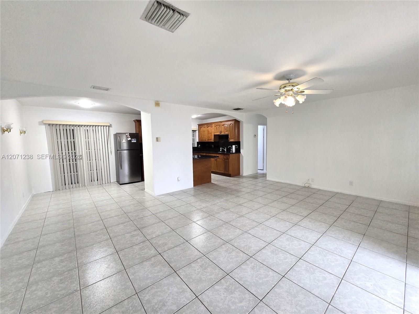 515 Hunter Street Property Photo 6