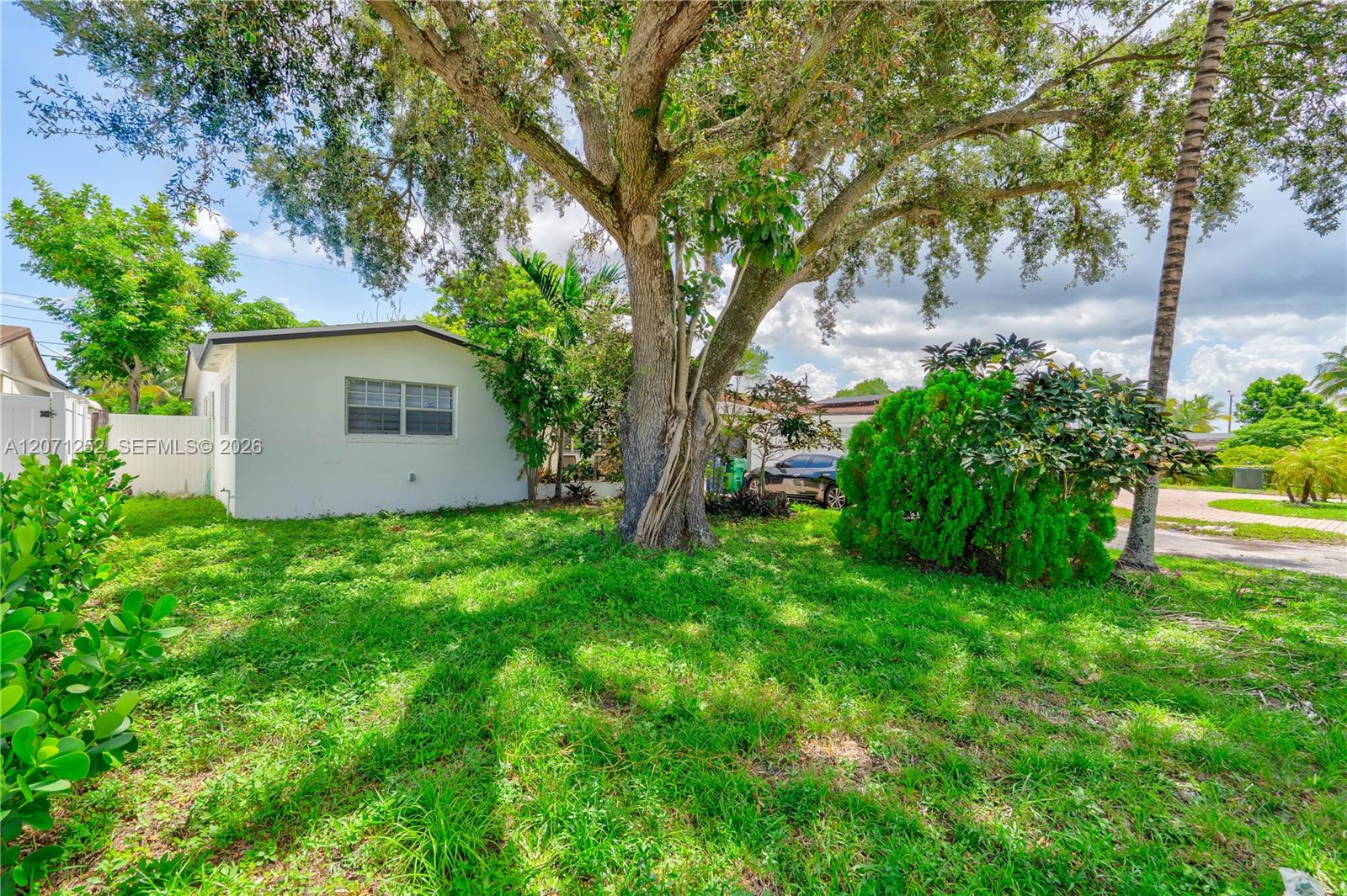 7636 Alhambra Boulevard Property Photo 2