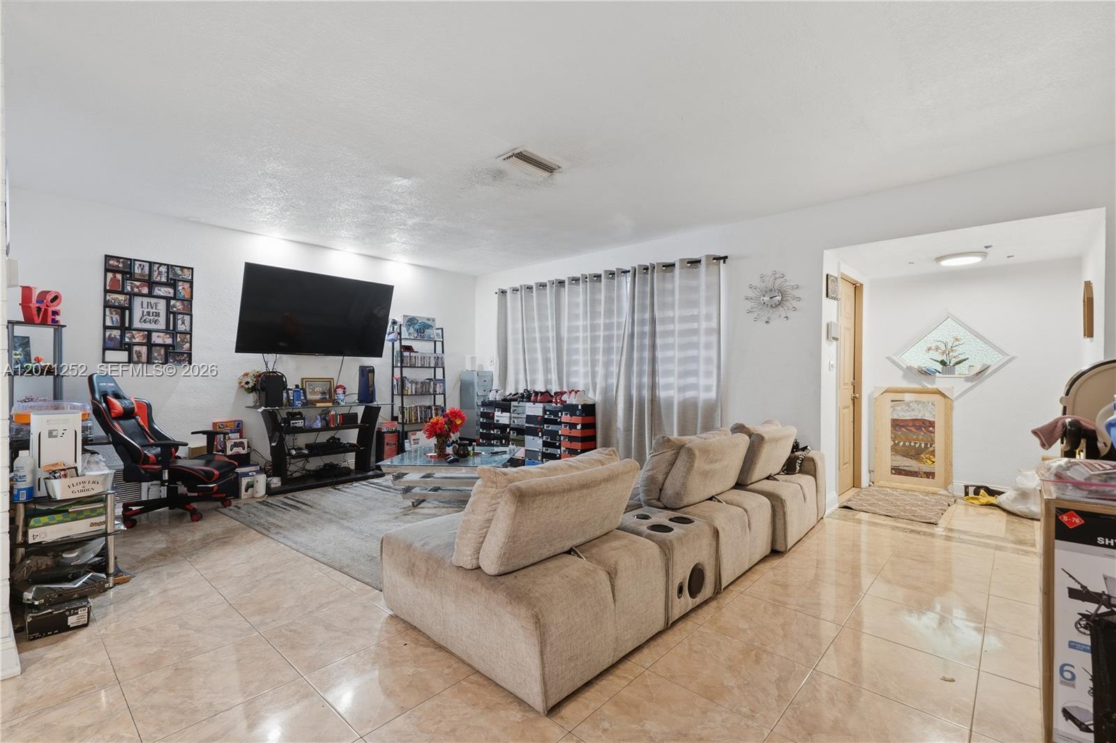 7636 Alhambra Boulevard Property Photo 6