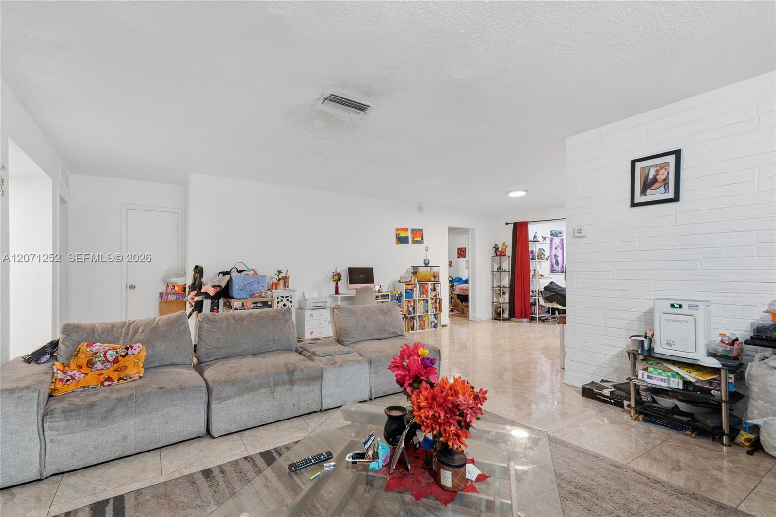 7636 Alhambra Boulevard Property Photo 7