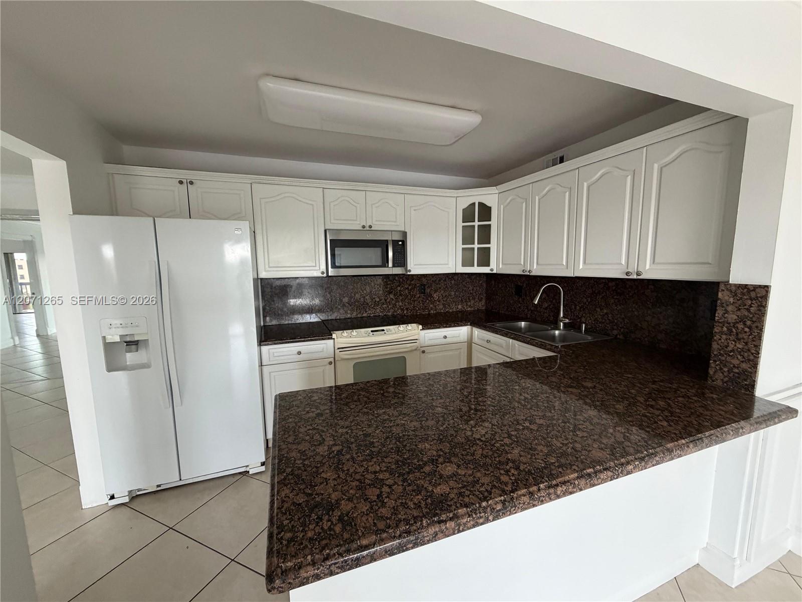 1350 Sw 122nd Avenue 404 Property Photo 6