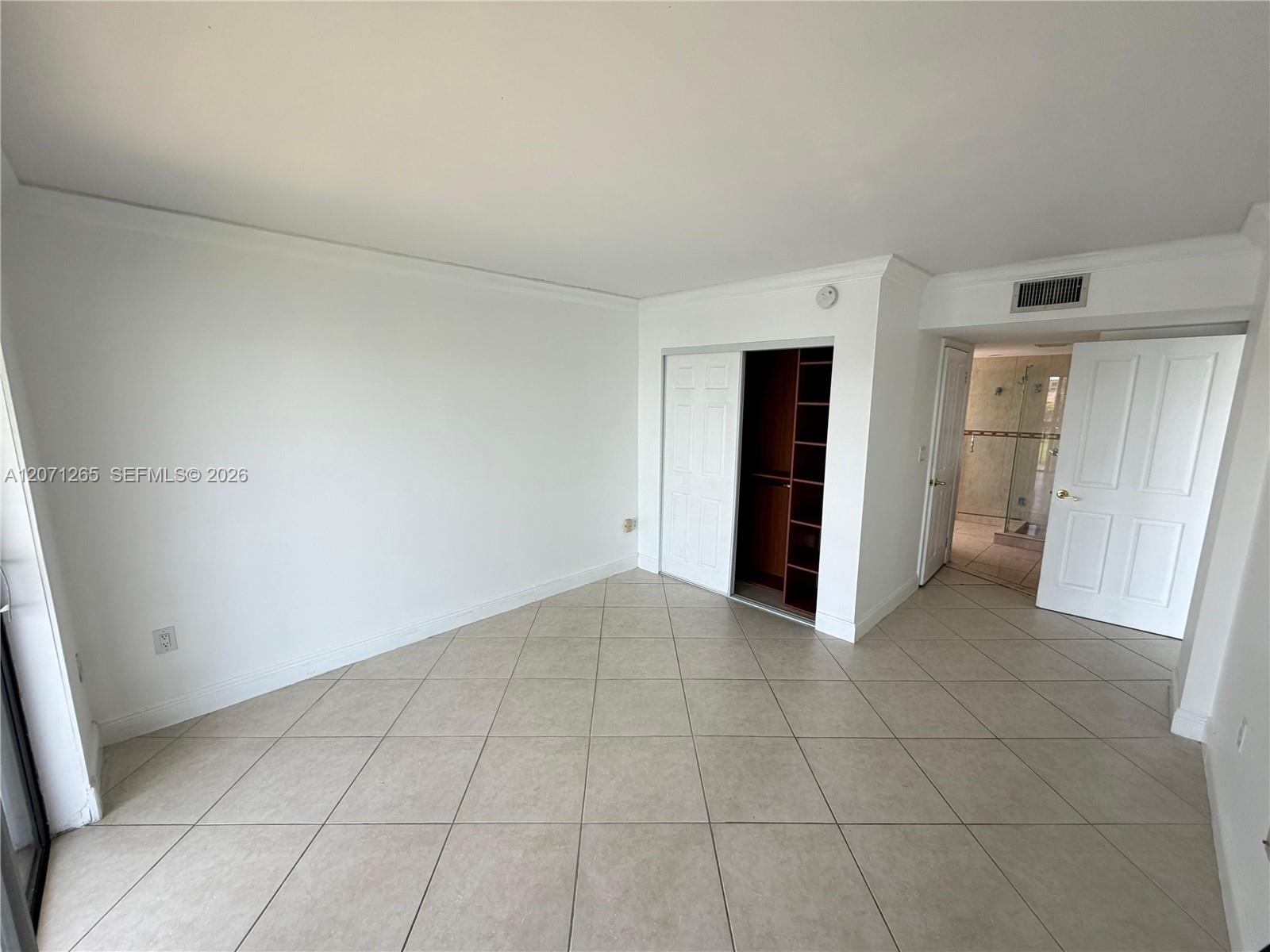 1350 Sw 122nd Avenue 404 Property Photo 14