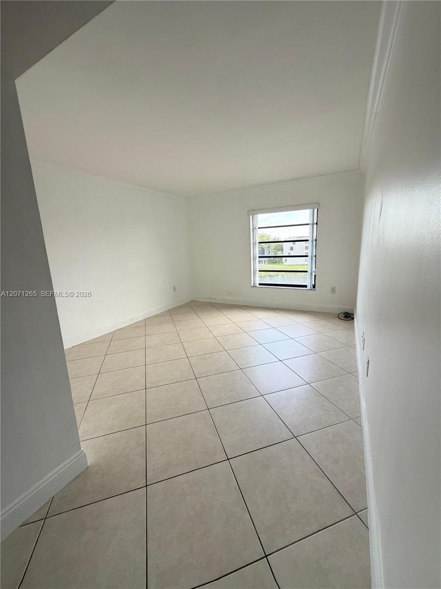 1350 Sw 122nd Avenue 404 Property Photo 15