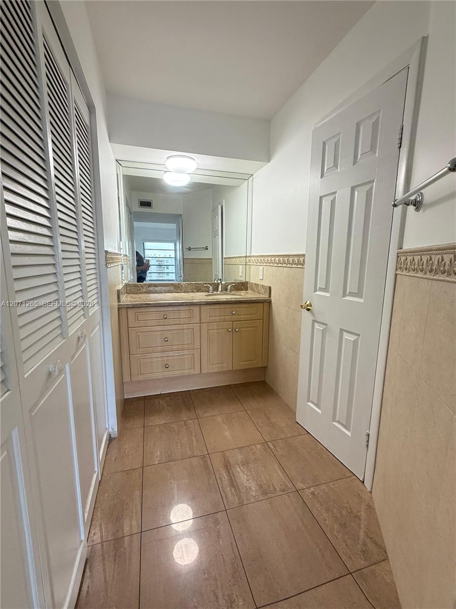 1350 Sw 122nd Avenue 404 Property Photo 17
