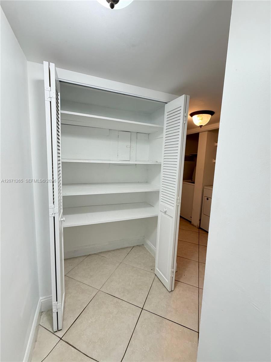 1350 Sw 122nd Avenue 404 Property Photo 21