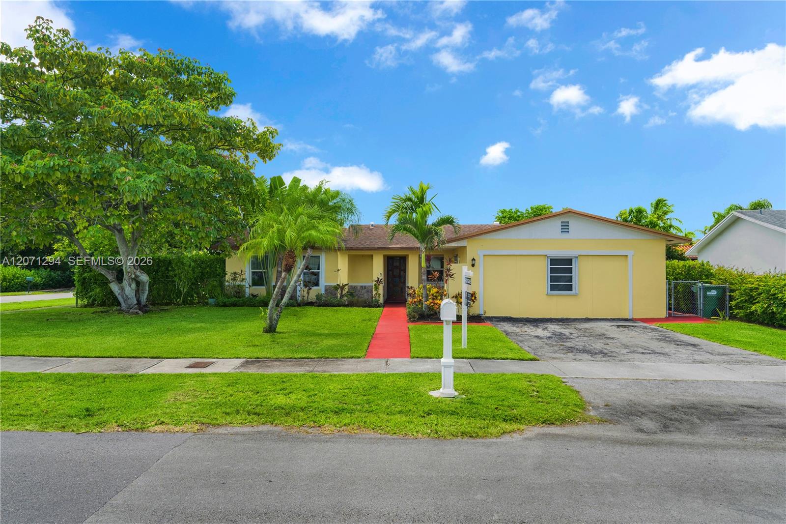 12900 Sw 81st Street Property Photo 1