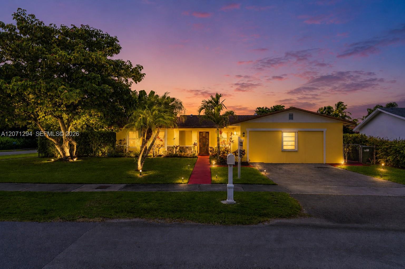 12900 Sw 81st Street Property Photo 2