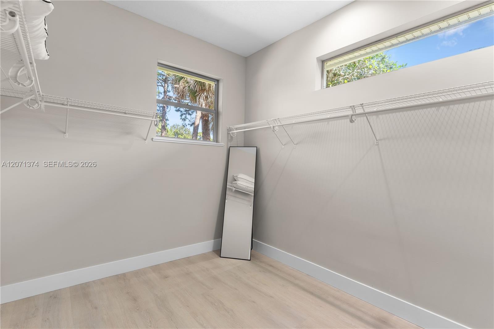 1018 Sw Carolina Circle Sw Property Photo 29