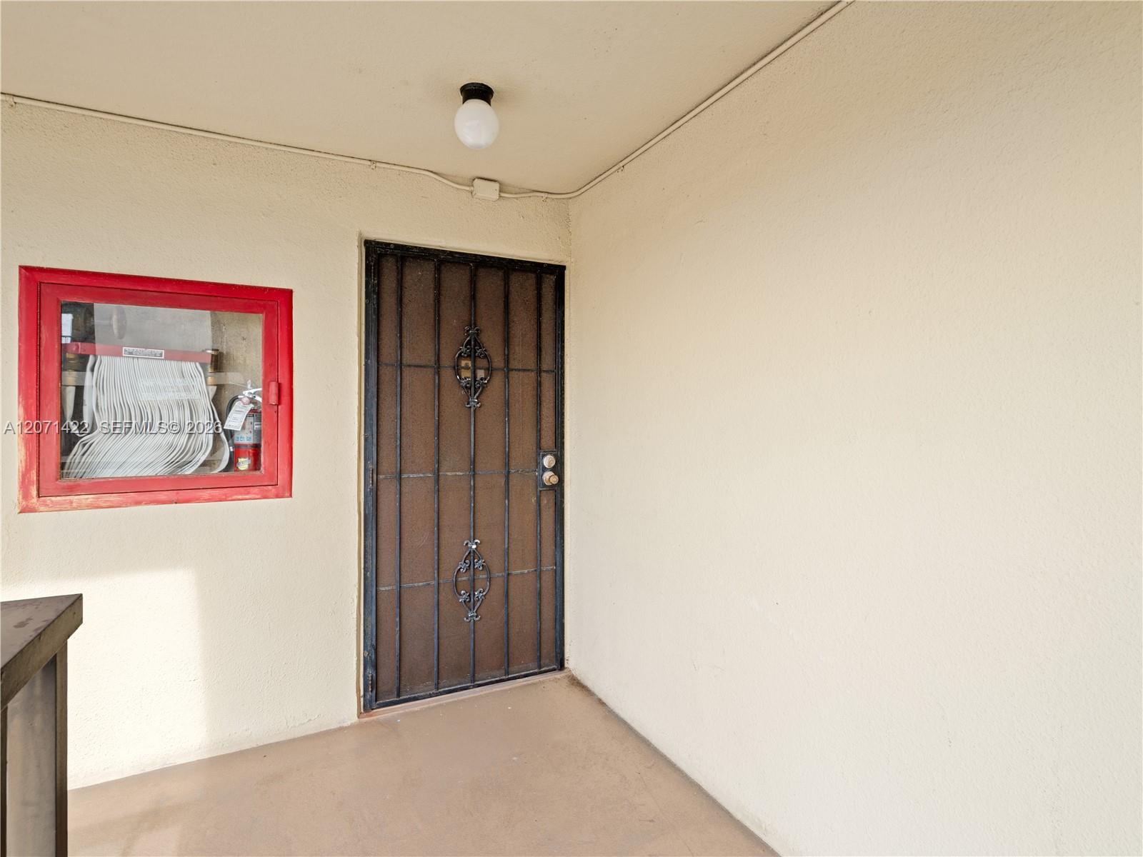 2314 S Cypress Bend 611 Property Photo 21