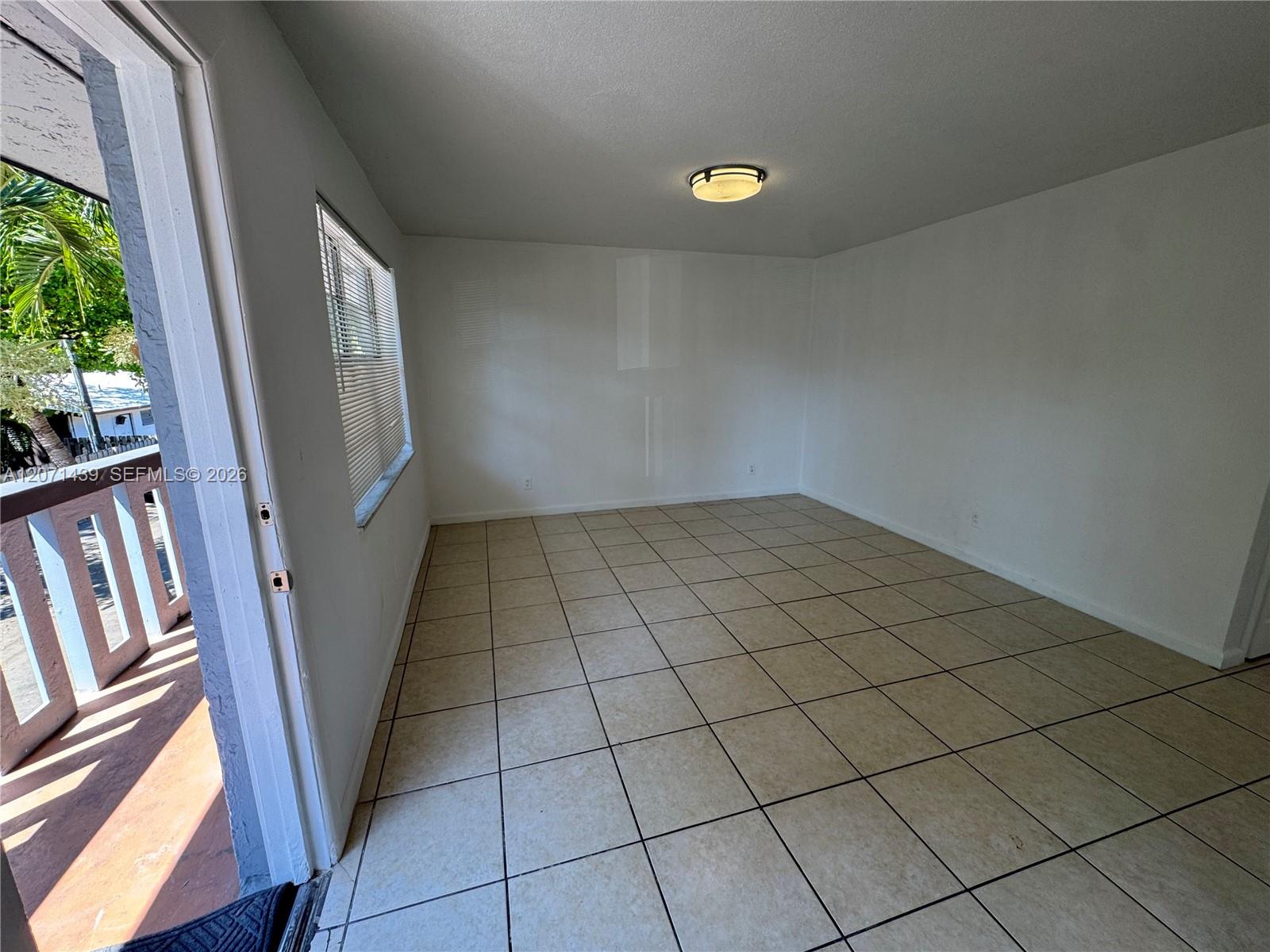 4732 Sw 33rd Avenue 206 Property Photo 2
