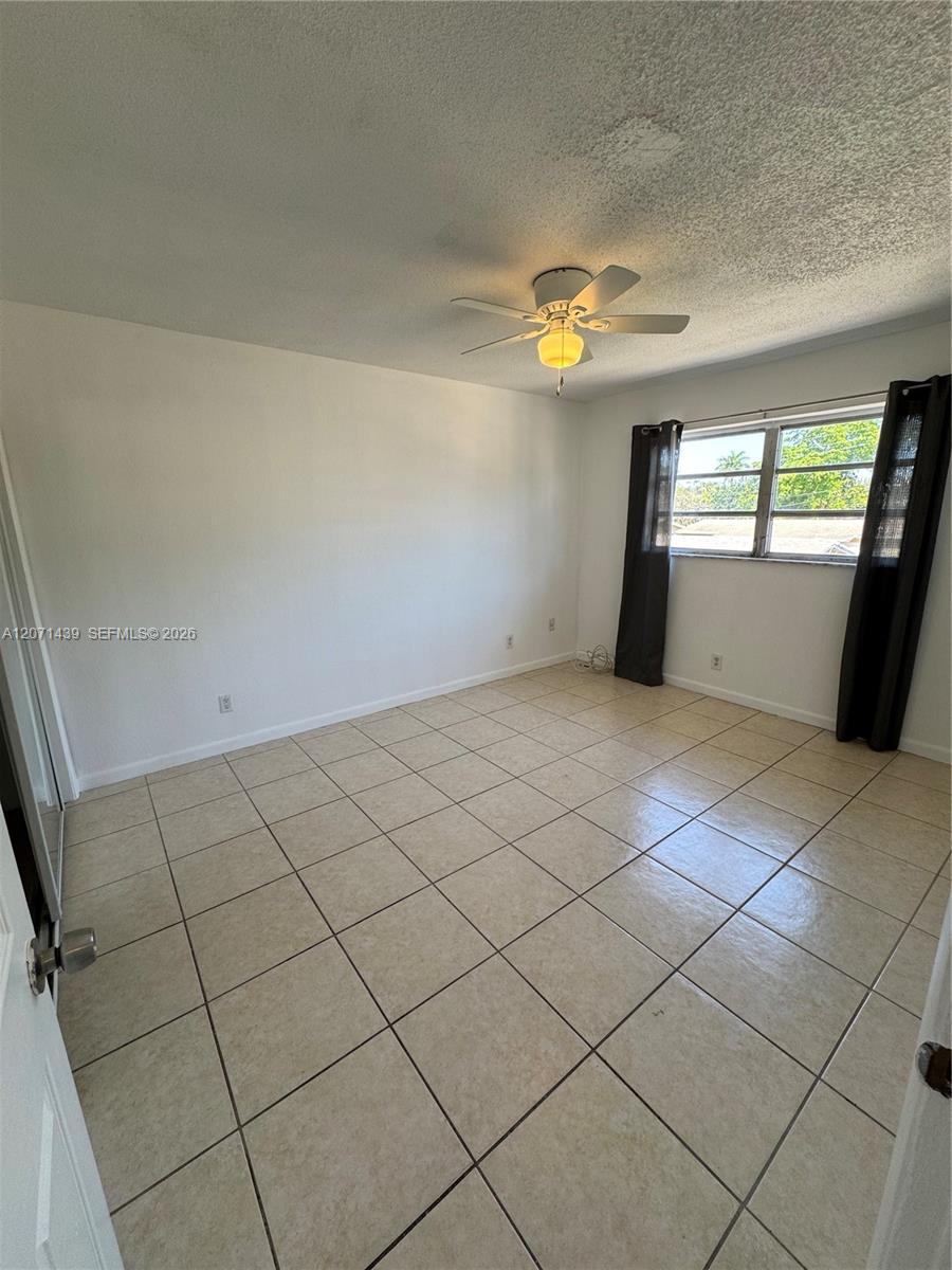 4732 Sw 33rd Avenue 206 Property Photo 6