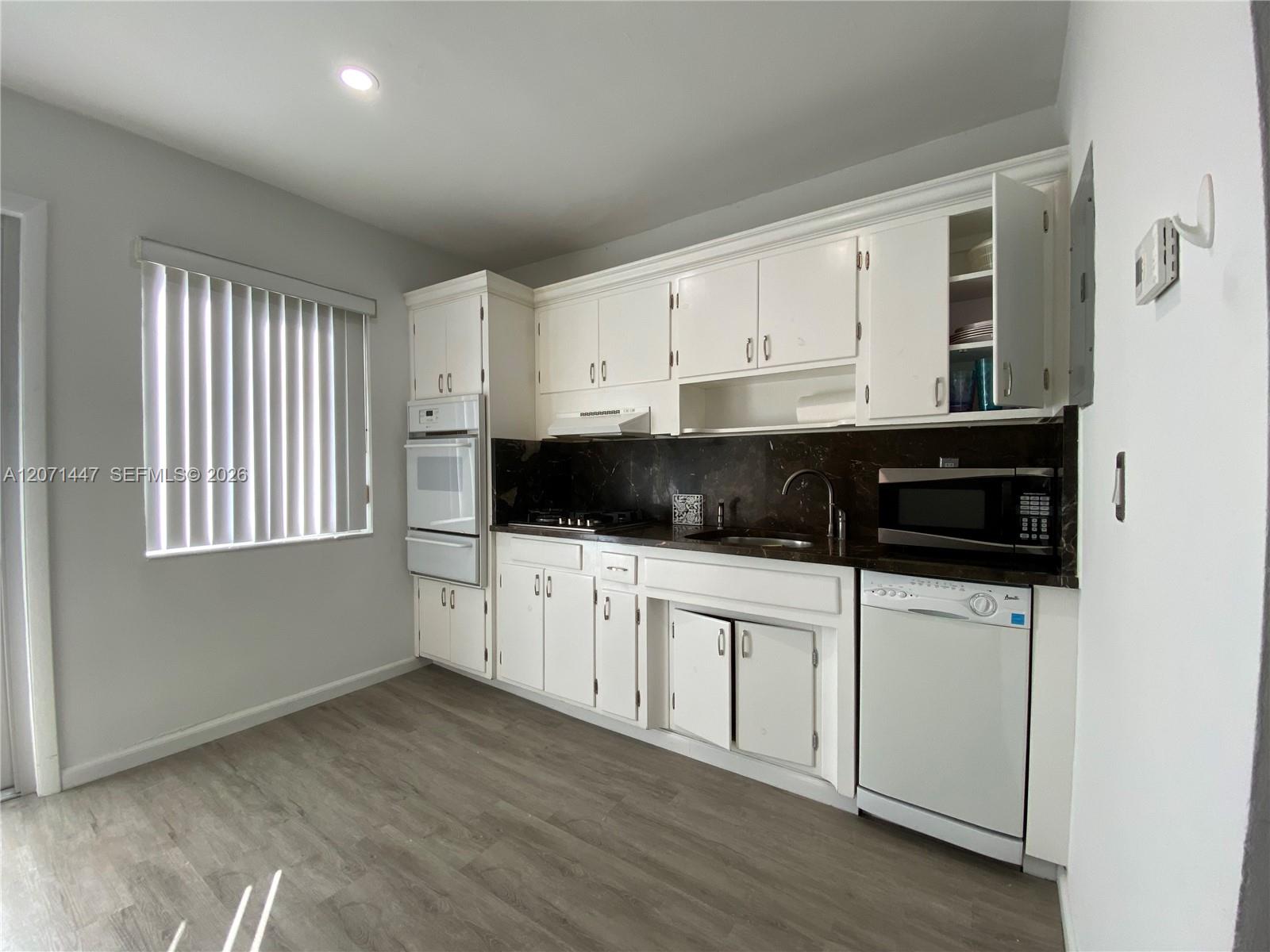 215 Antilla Avenue 1 Property Photo 8