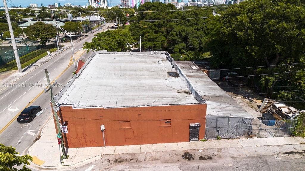 800 Nw 36th Street Property Photo 4