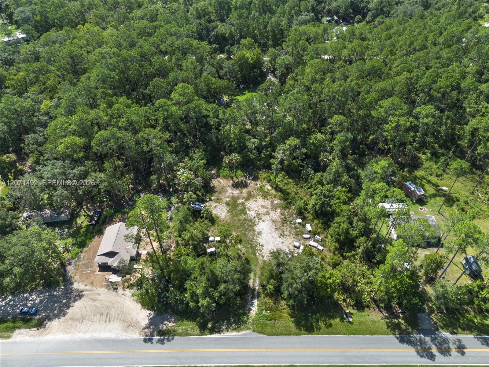 1369 Water Oak Property Photo 4