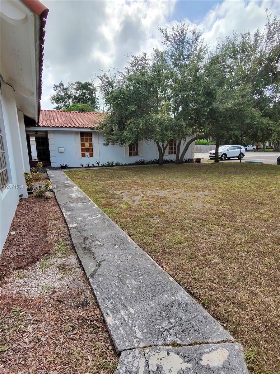 A12071534 Property Photo 13