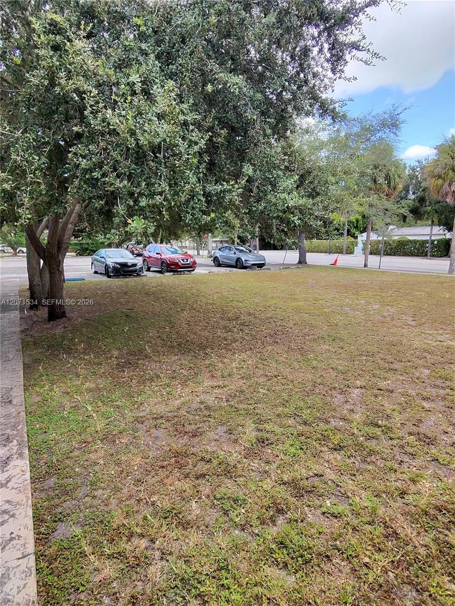 A12071534 Property Photo 32