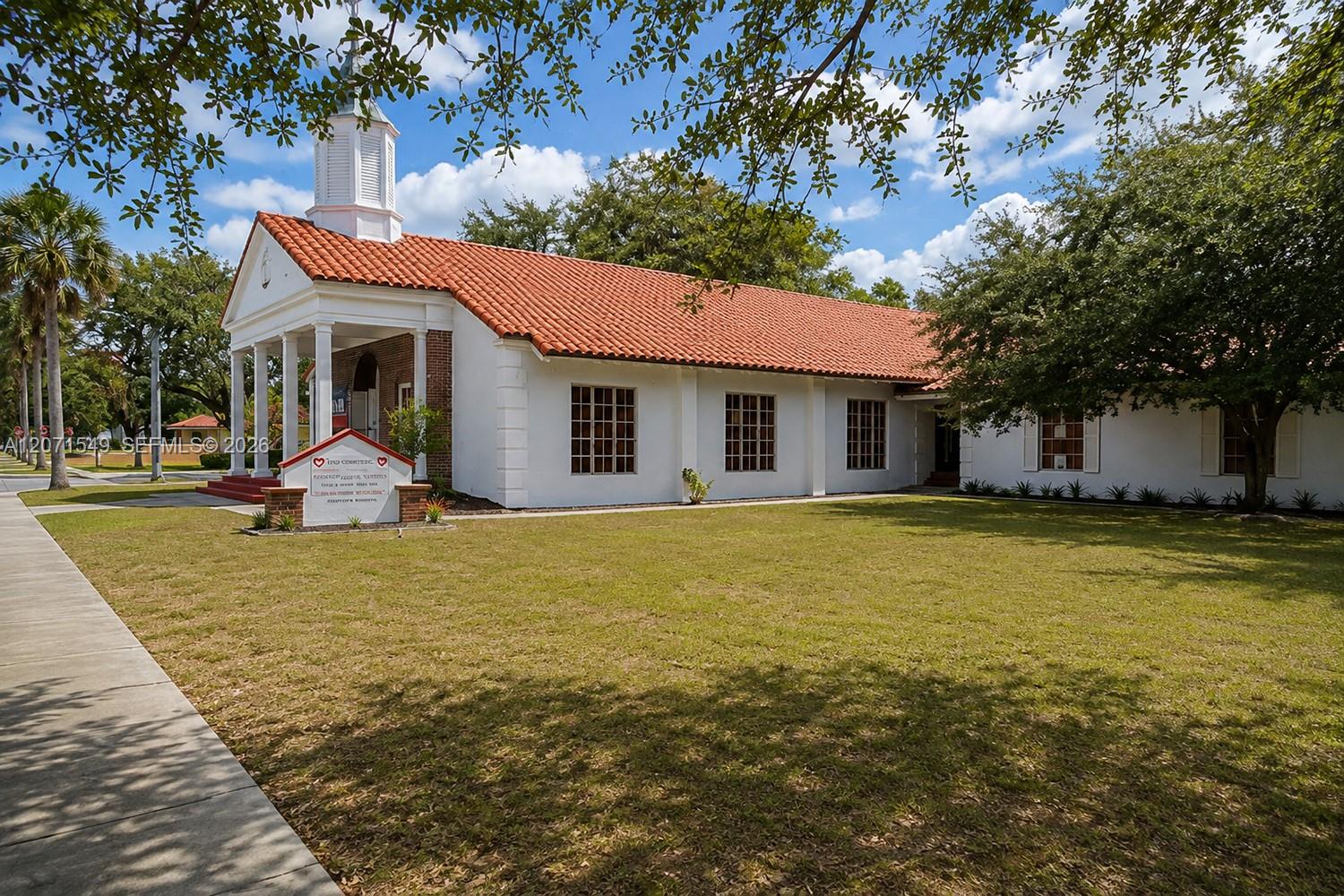 A12071549 Property Photo 4
