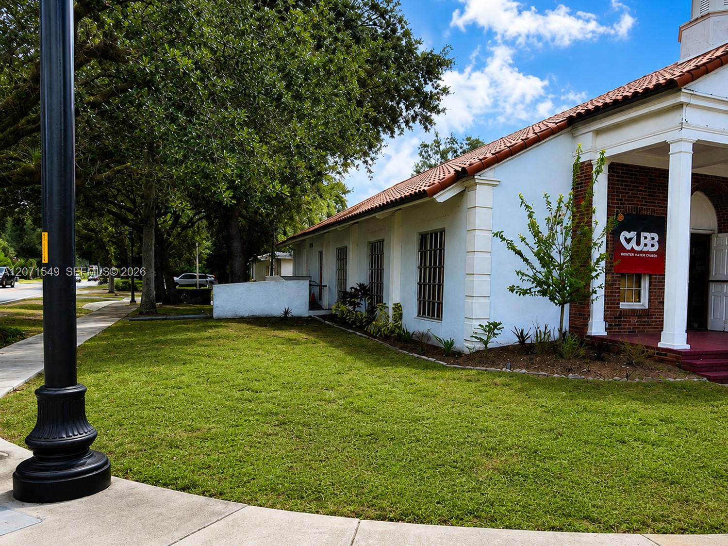 A12071549 Property Photo 5