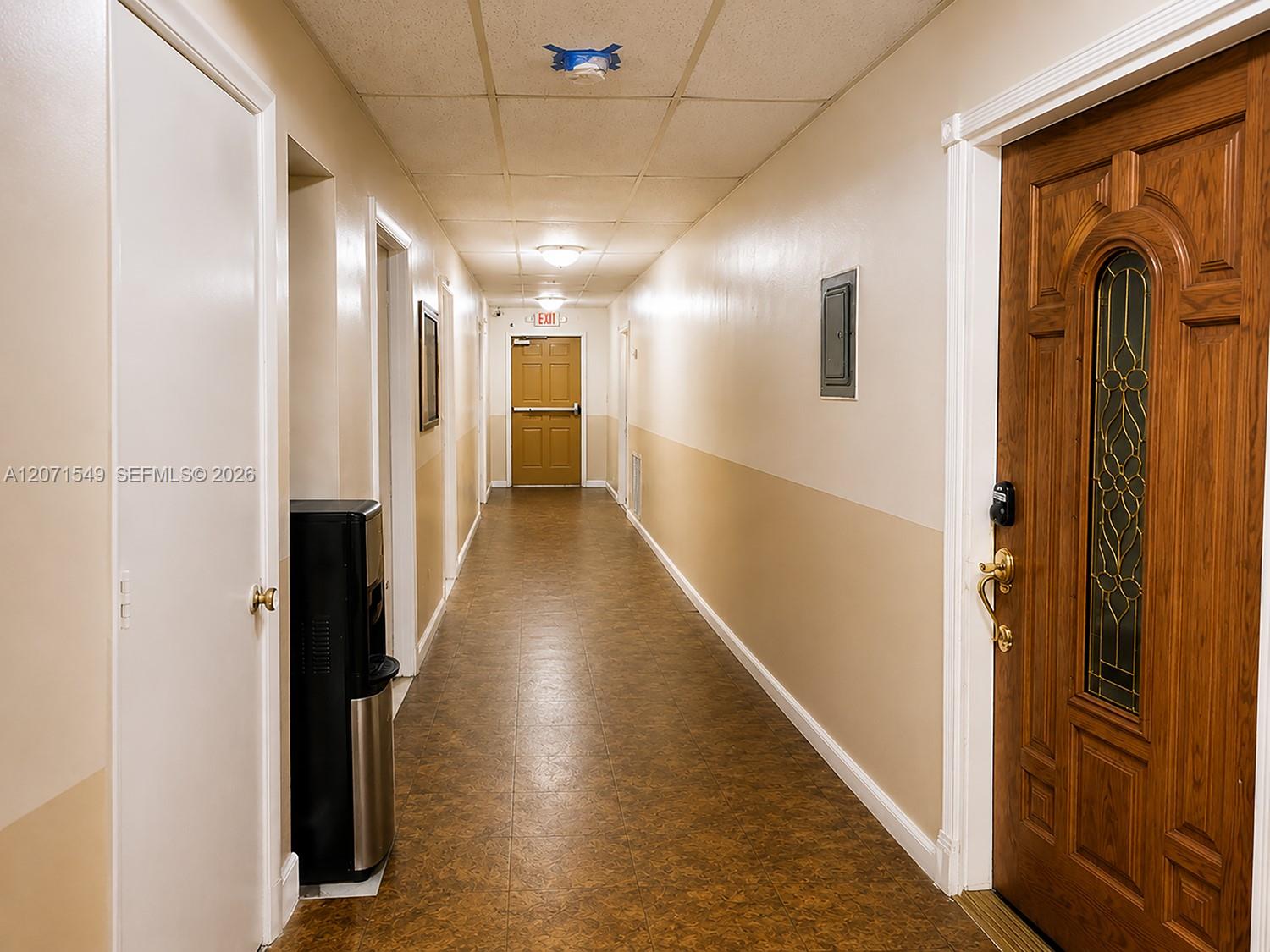 A12071549 Property Photo 12