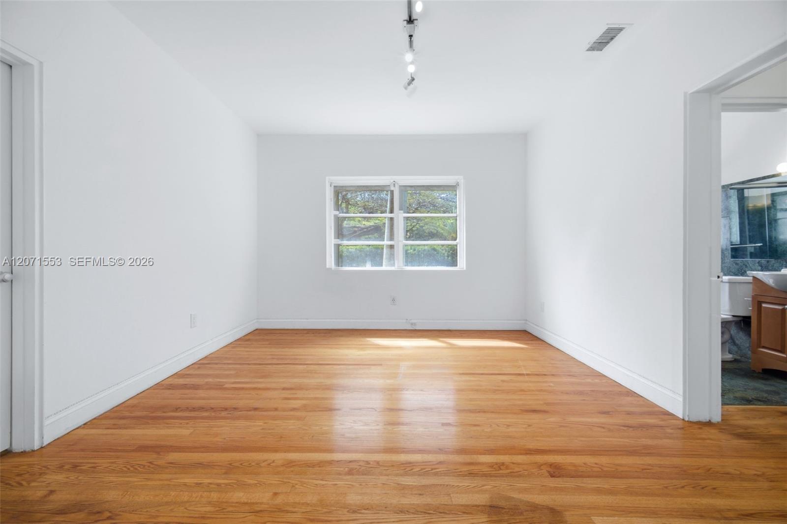 2300 S Miami Avenue 2300 Property Photo 23