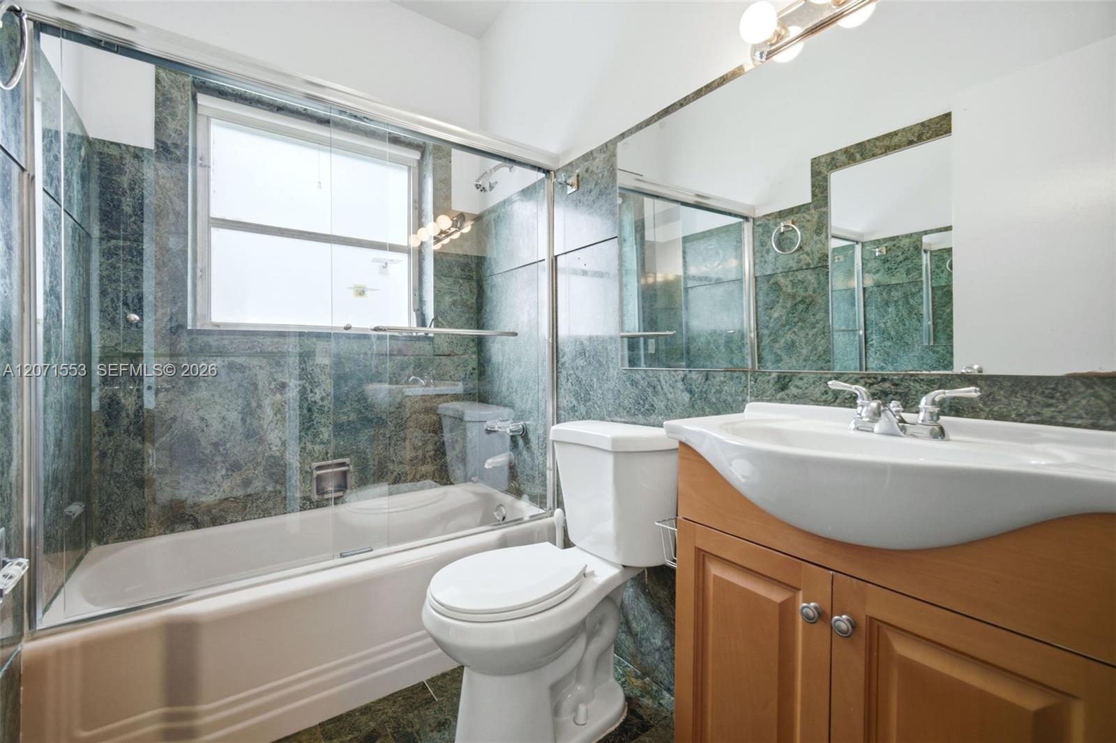 2300 S Miami Avenue 2300 Property Photo 25