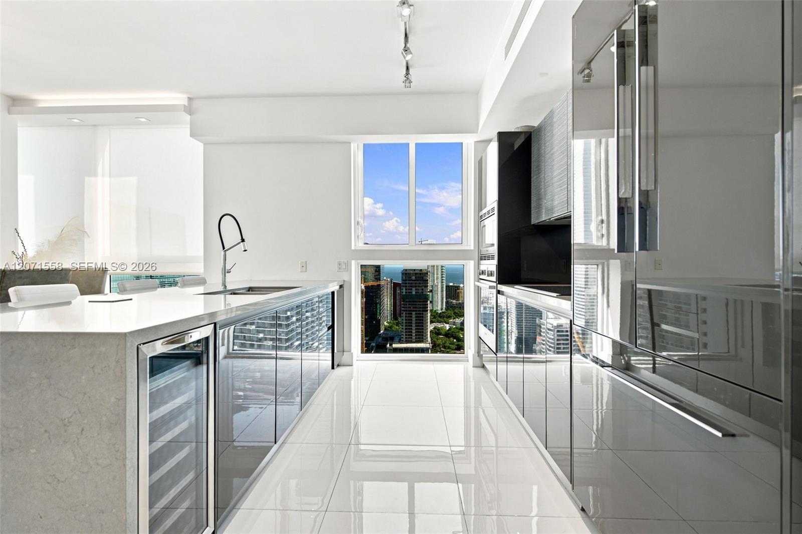 1080 Brickell Avenue 3800 Property Photo 8