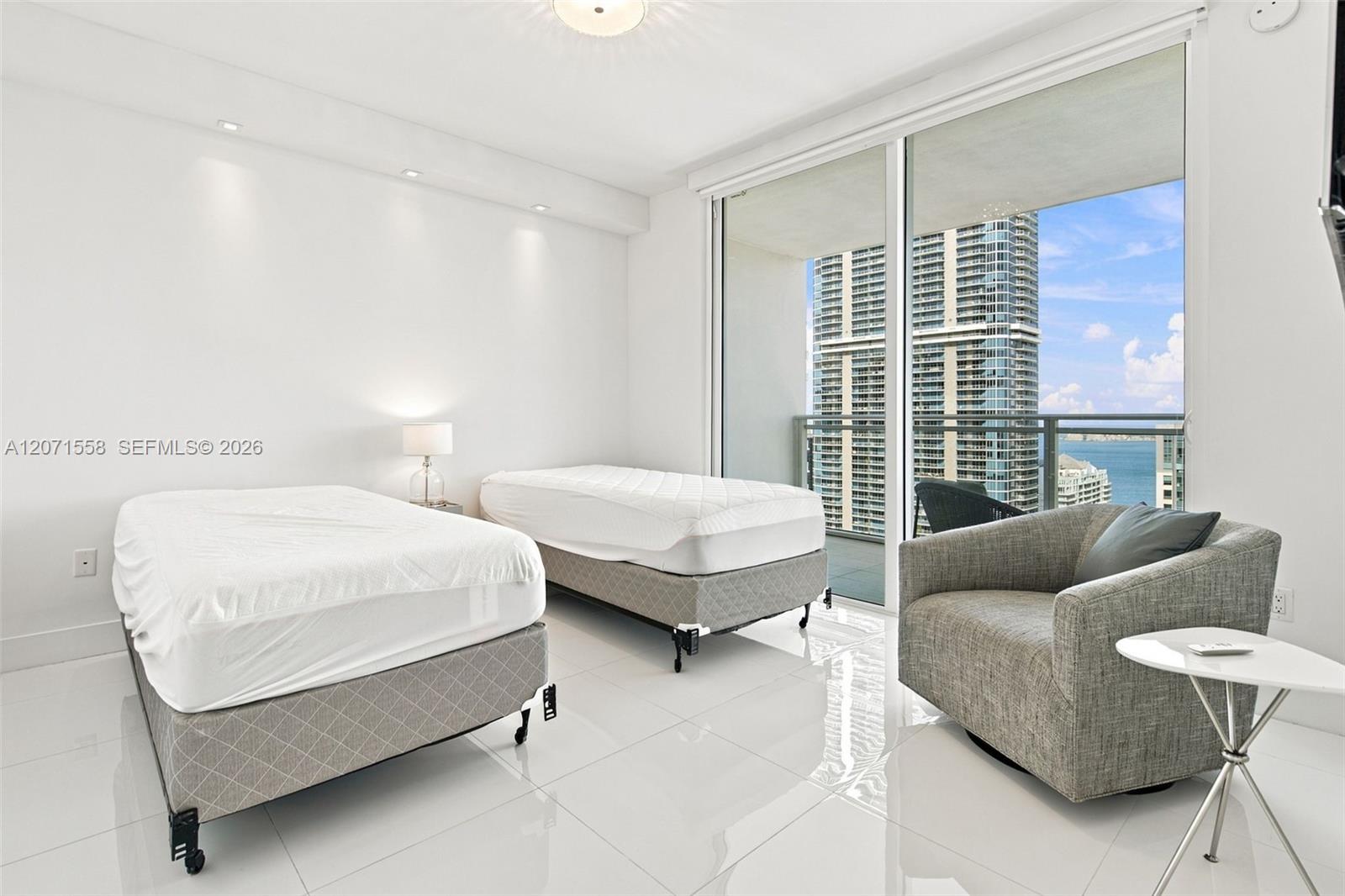 1080 Brickell Avenue 3800 Property Photo 17