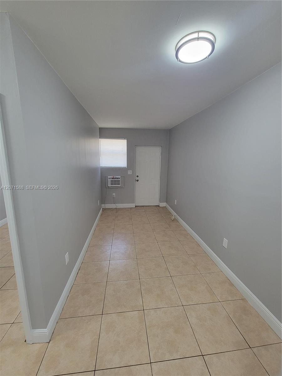 1740 NW 1st Place 3 Property Photo 1
