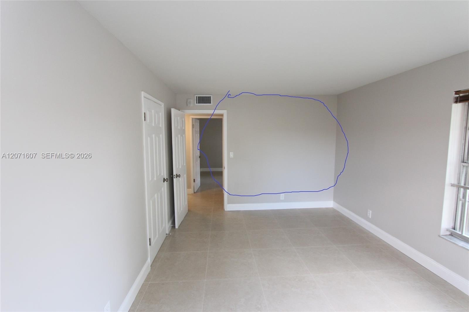 8005 Lake Drive 212 Property Photo 7