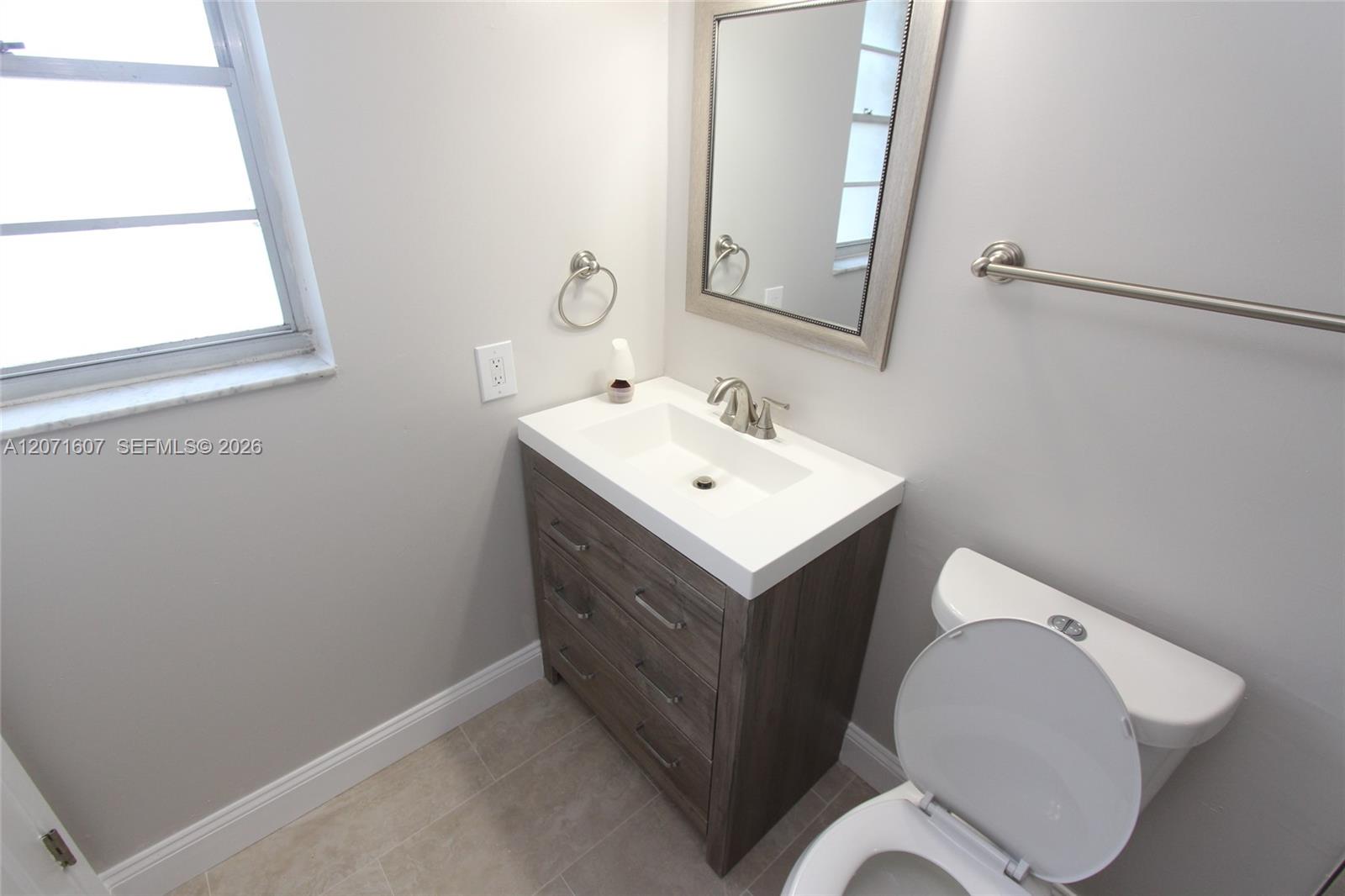 8005 Lake Drive 212 Property Photo 8