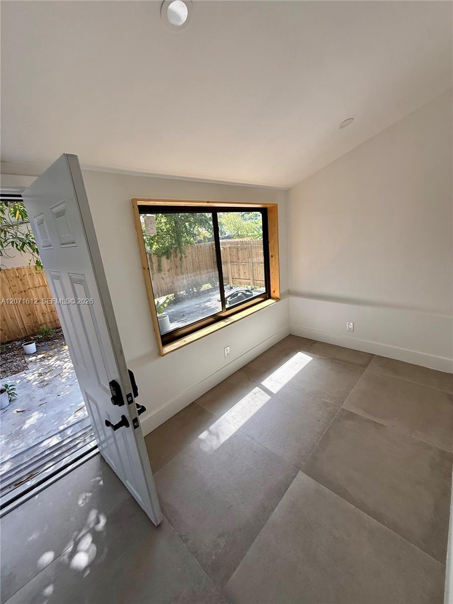 3 Ne 70th Street 1 Property Photo 14