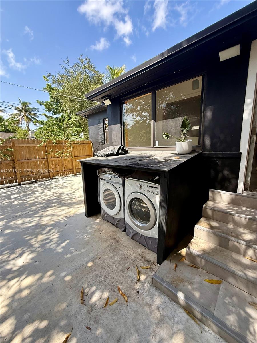 3 Ne 70th Street 1 Property Photo 17