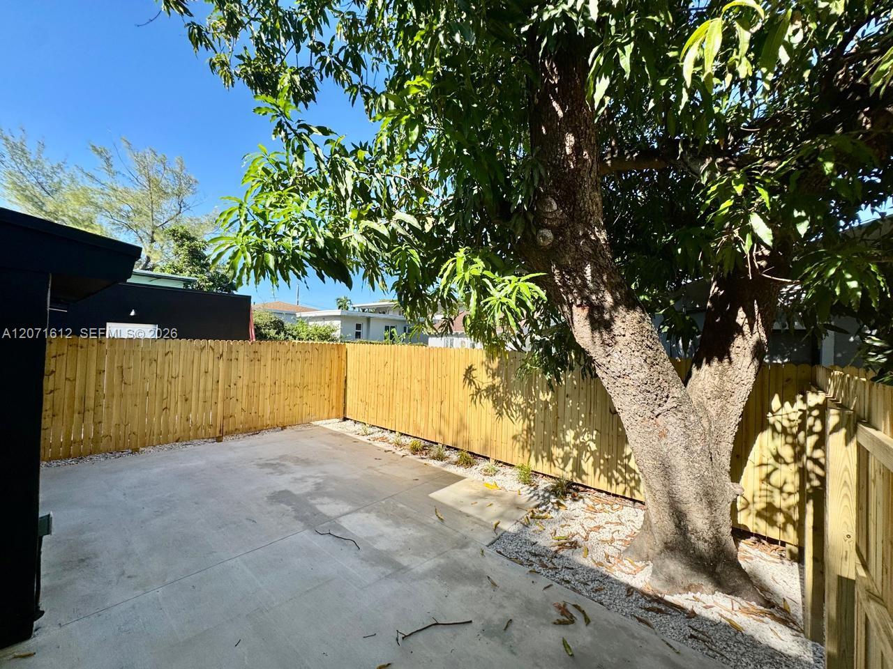 3 Ne 70th Street 1 Property Photo 19