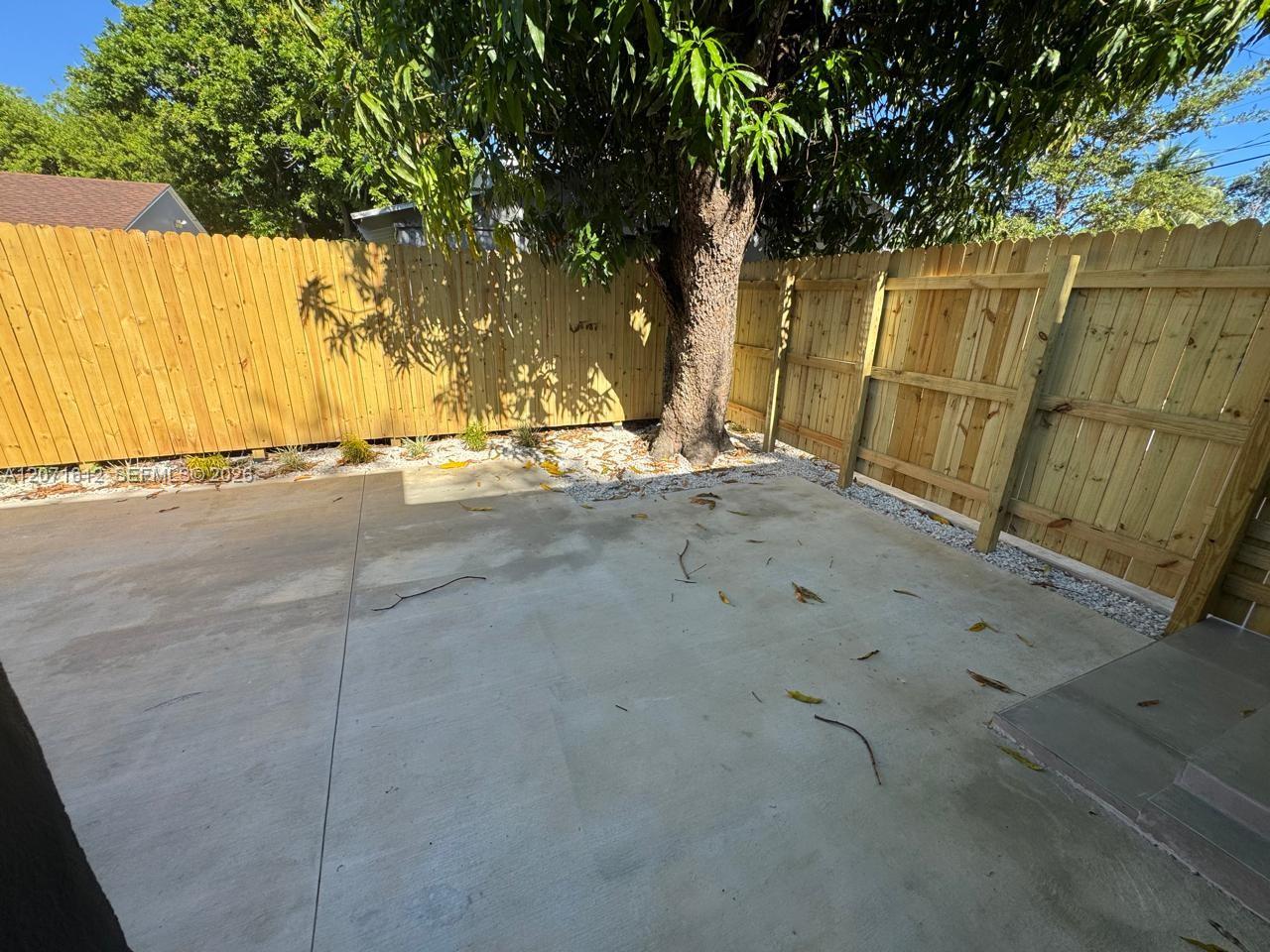 3 Ne 70th Street 1 Property Photo 29