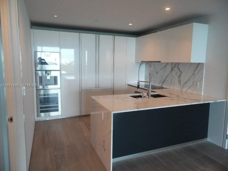10201 Collins Avenue 805 Property Photo 5