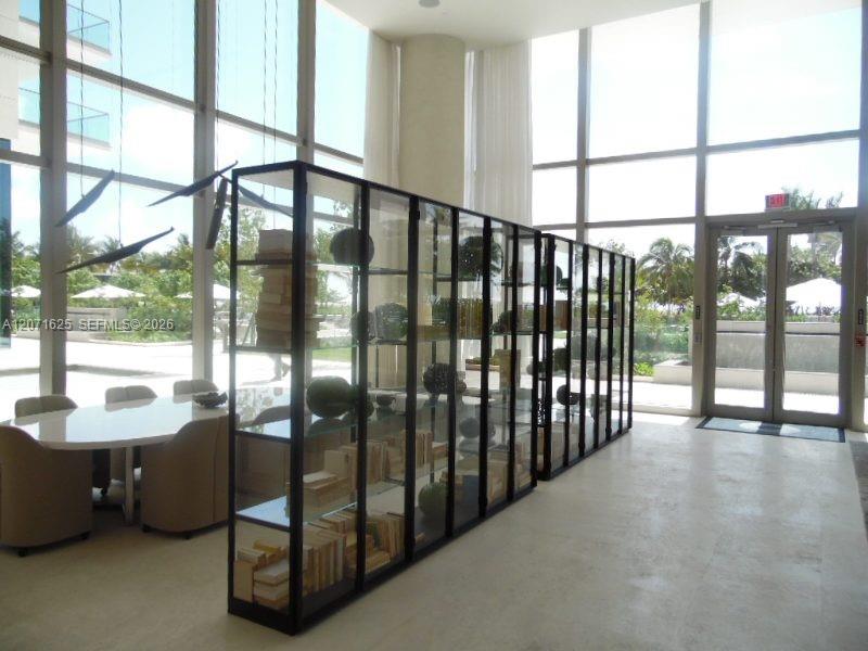 10201 Collins Avenue 805 Property Photo 24