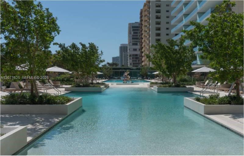 10201 Collins Avenue 805 Property Photo 27